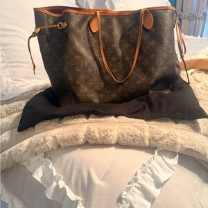 Louis Vuitton Classic Brown Monogram Tote